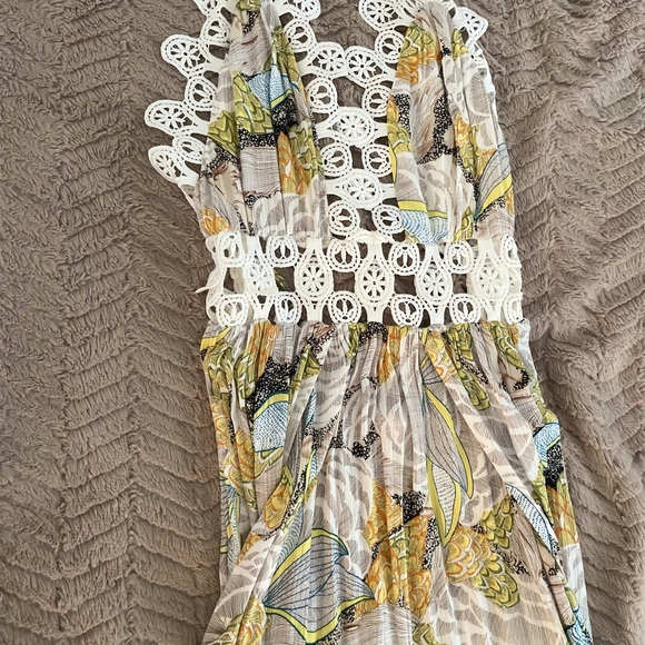 Luxxel halter print maxi Size S - Picture 8 of 10